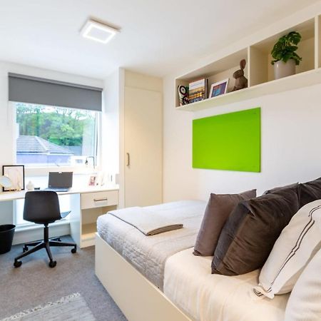 Ensuite Bedrooms With Shared Kitchen At Hollingbury House In Brighton Екстер'єр фото
