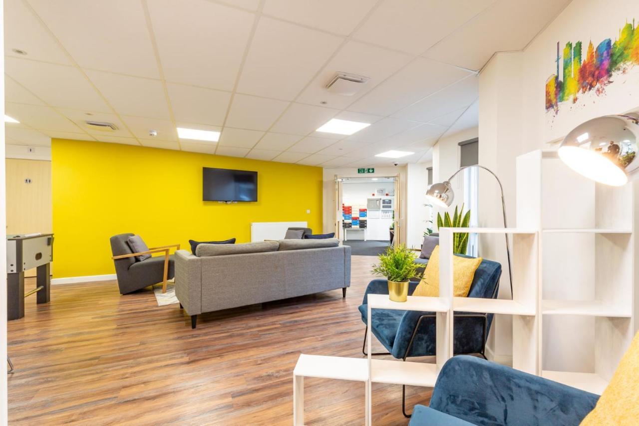 Ensuite Bedrooms With Shared Kitchen At Hollingbury House In Brighton Екстер'єр фото
